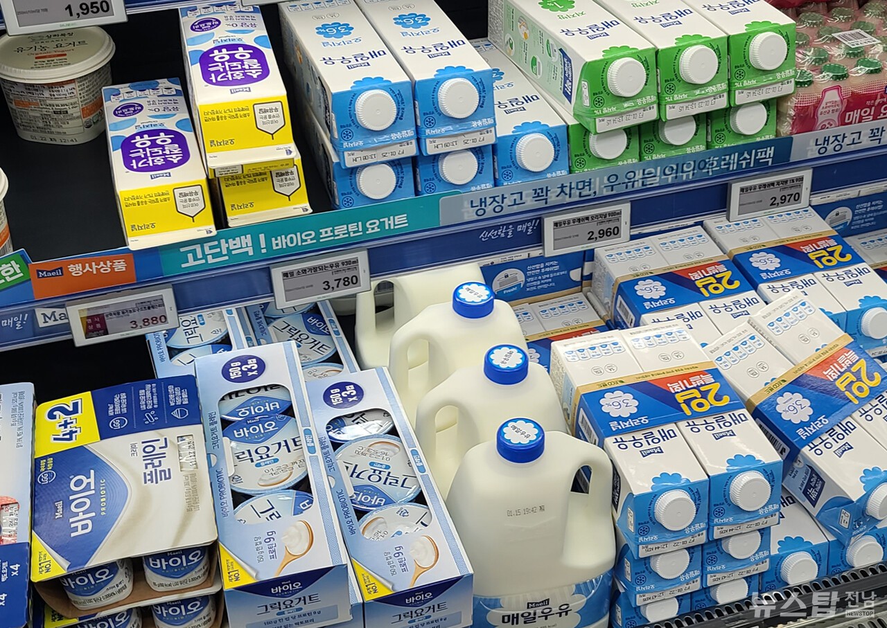 ▲ 여수의 한 마트. 일부 농어촌 주민은 식료품은 물론 생필품 사기도 쉽지 않다. /마재일 기자)